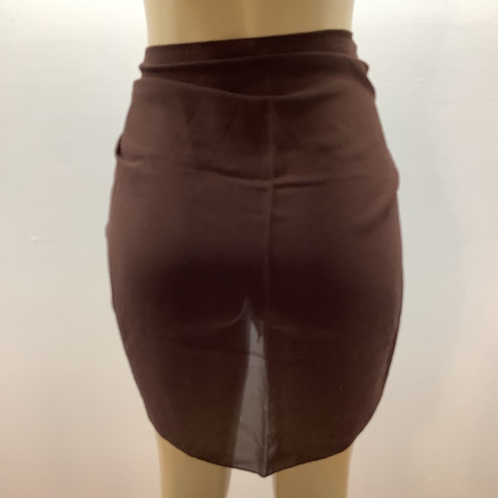 Zuliana Stylish Wrap/Skirt/Scarf in Green, Burgundy and Brown One Size. - Picture 8 of 8
